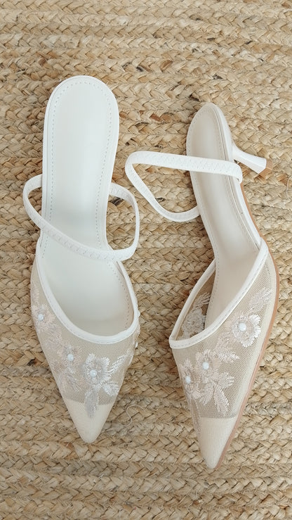 Tacones Blancos de Encaje / Z260129