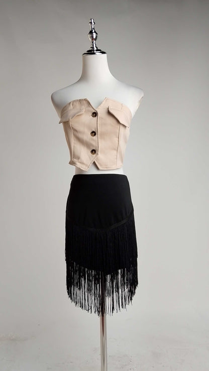 Falda corta con flequillos elegantes D&M / V459