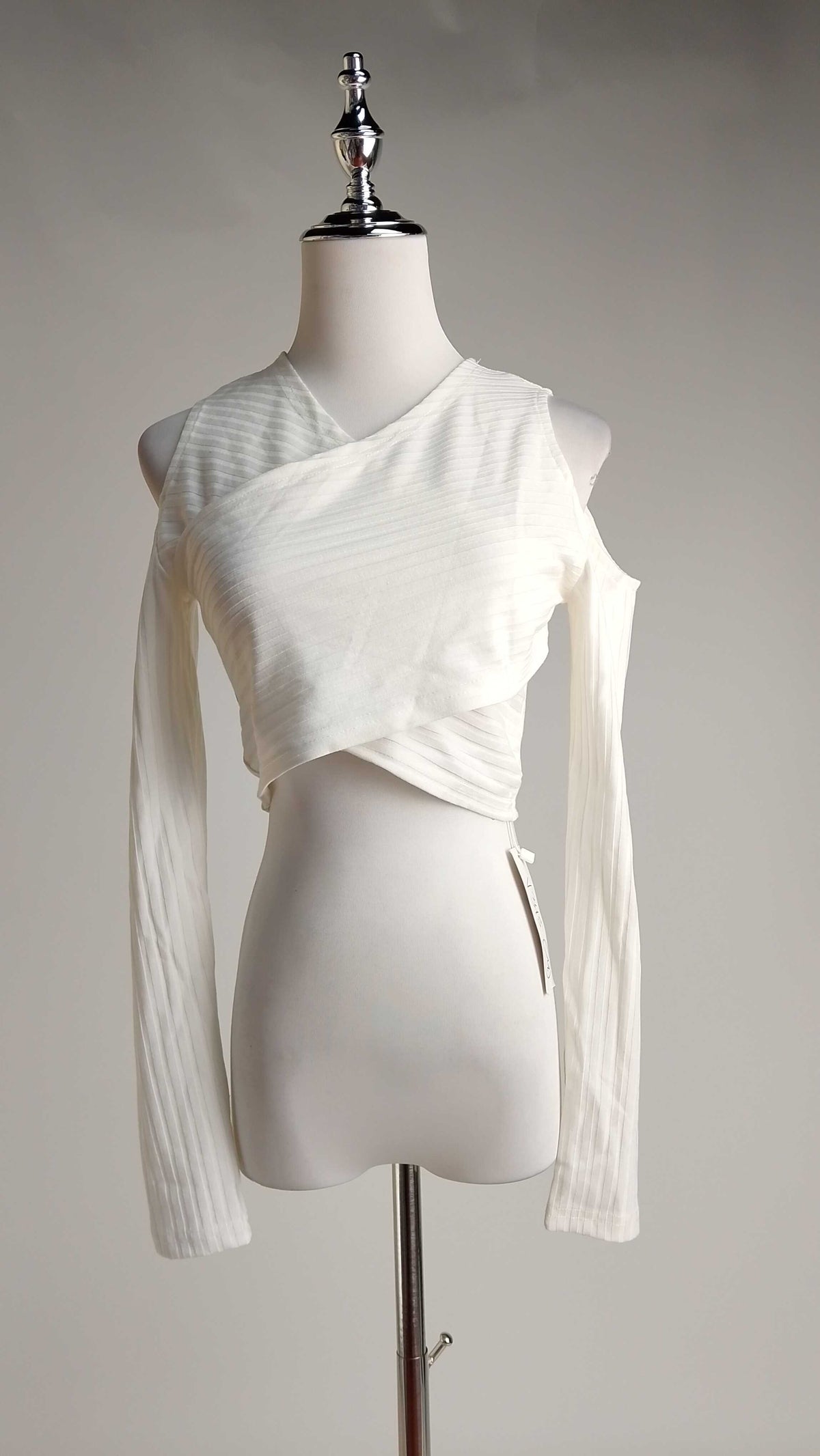 Outfits Blanco y Fucsia / CAS105