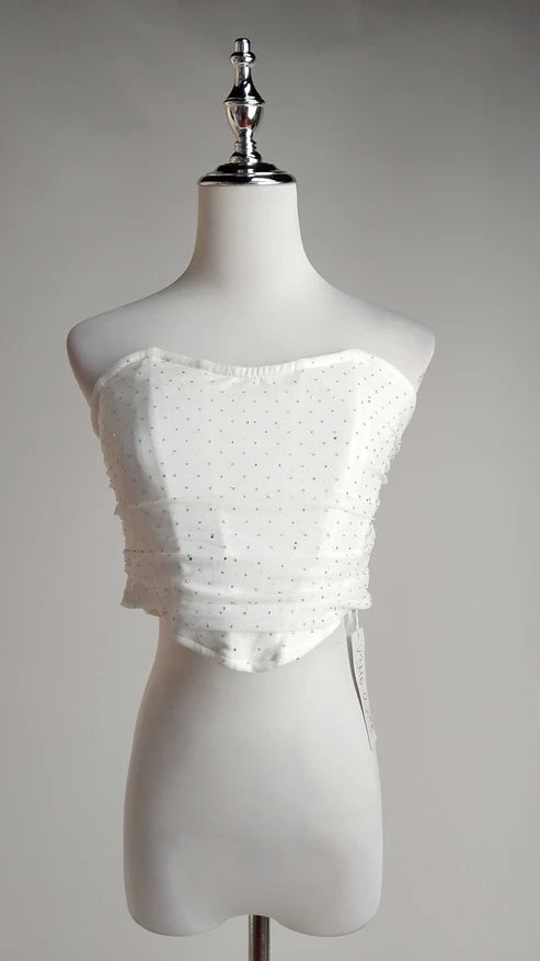 Top Strapless con Pedrería marca D&M + Pantalón palazzo verde + Blazer Blanco /OUTEV58
