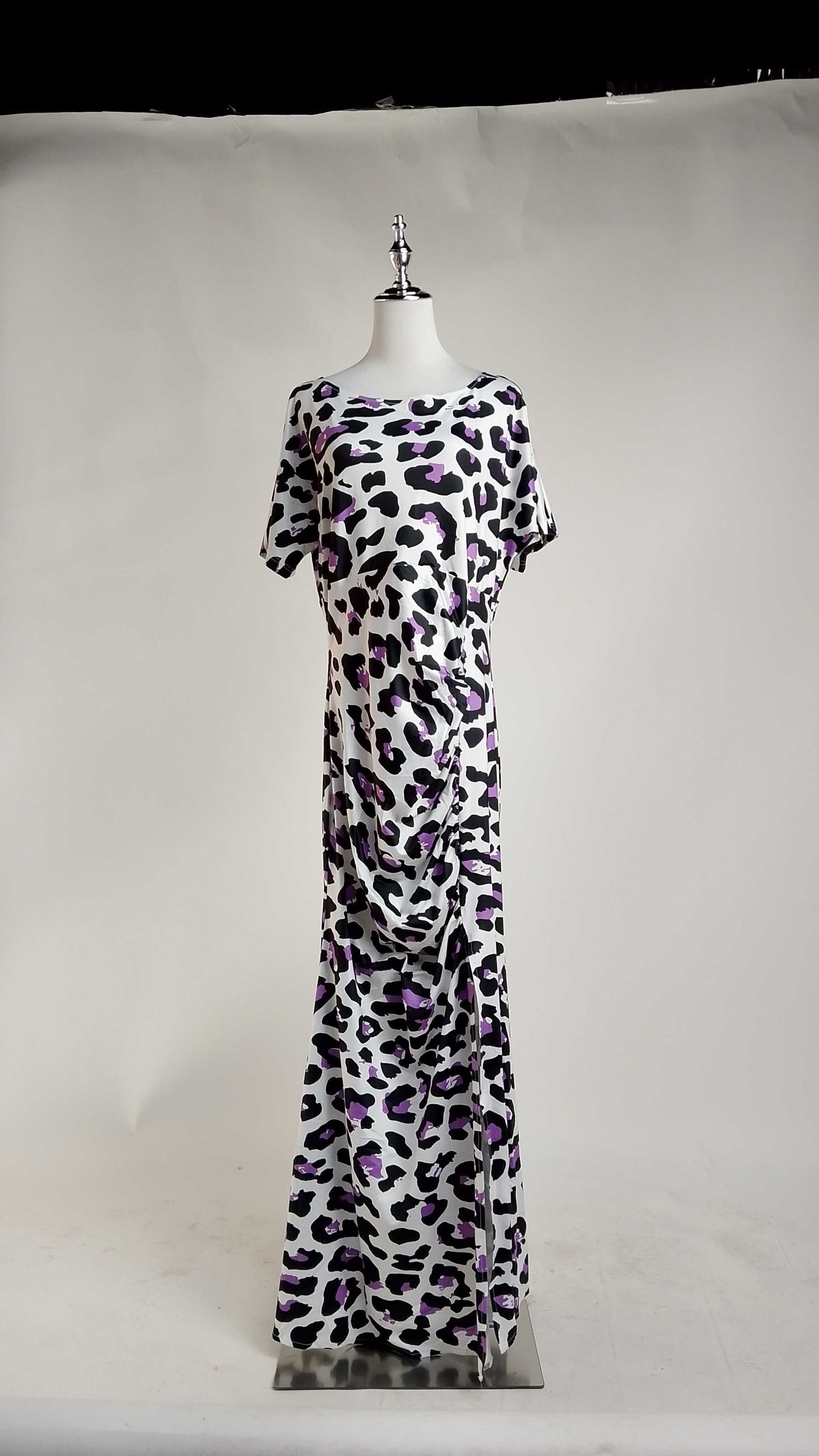 Vestido estampado blanco con morado AOMEI / AO90