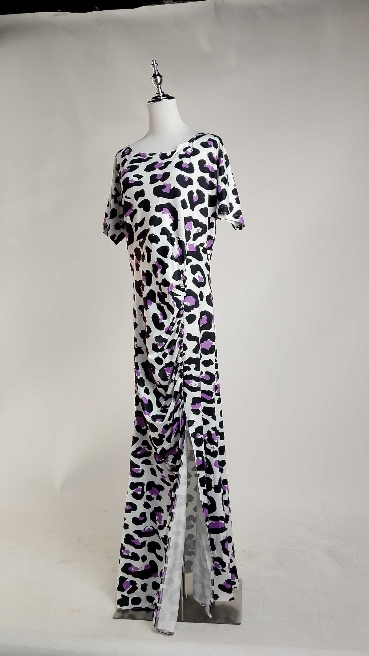 Vestido estampado blanco con morado AOMEI / AO90