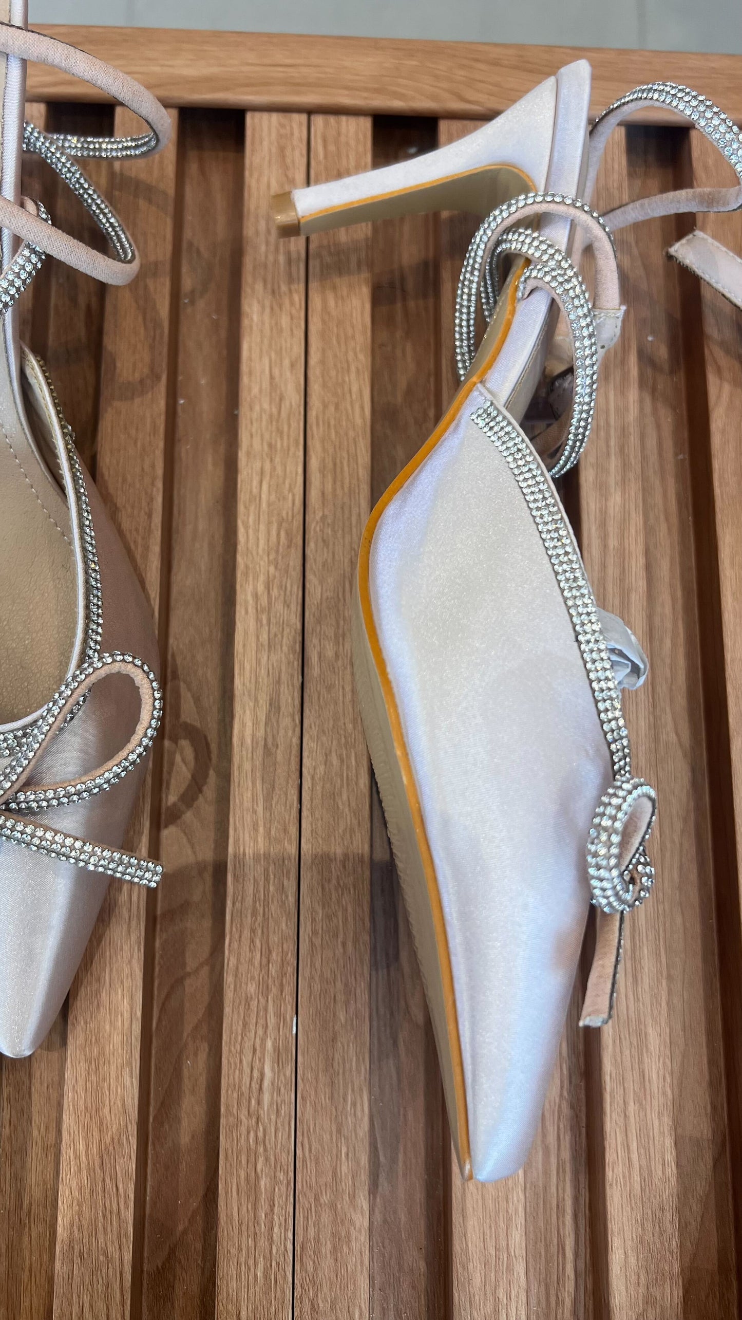 Zapatos Nude Chic con Lazo ZZ260103