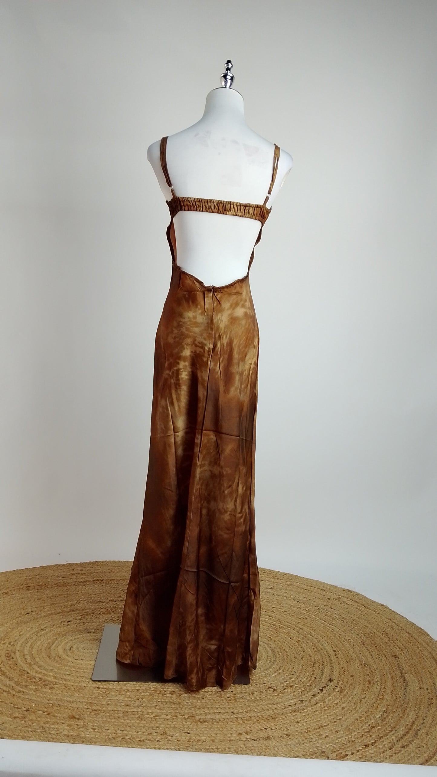 Vestido satinado dorado / ANV78