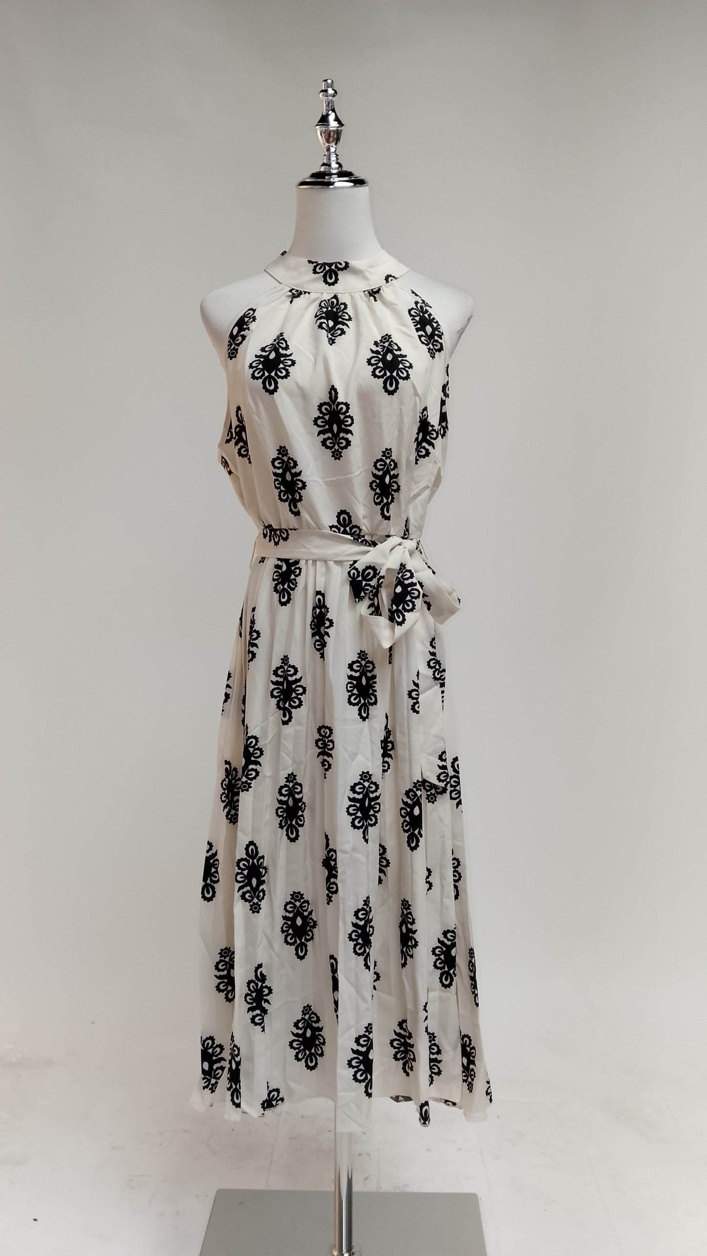 Vestido Blanco y Negro / SH99