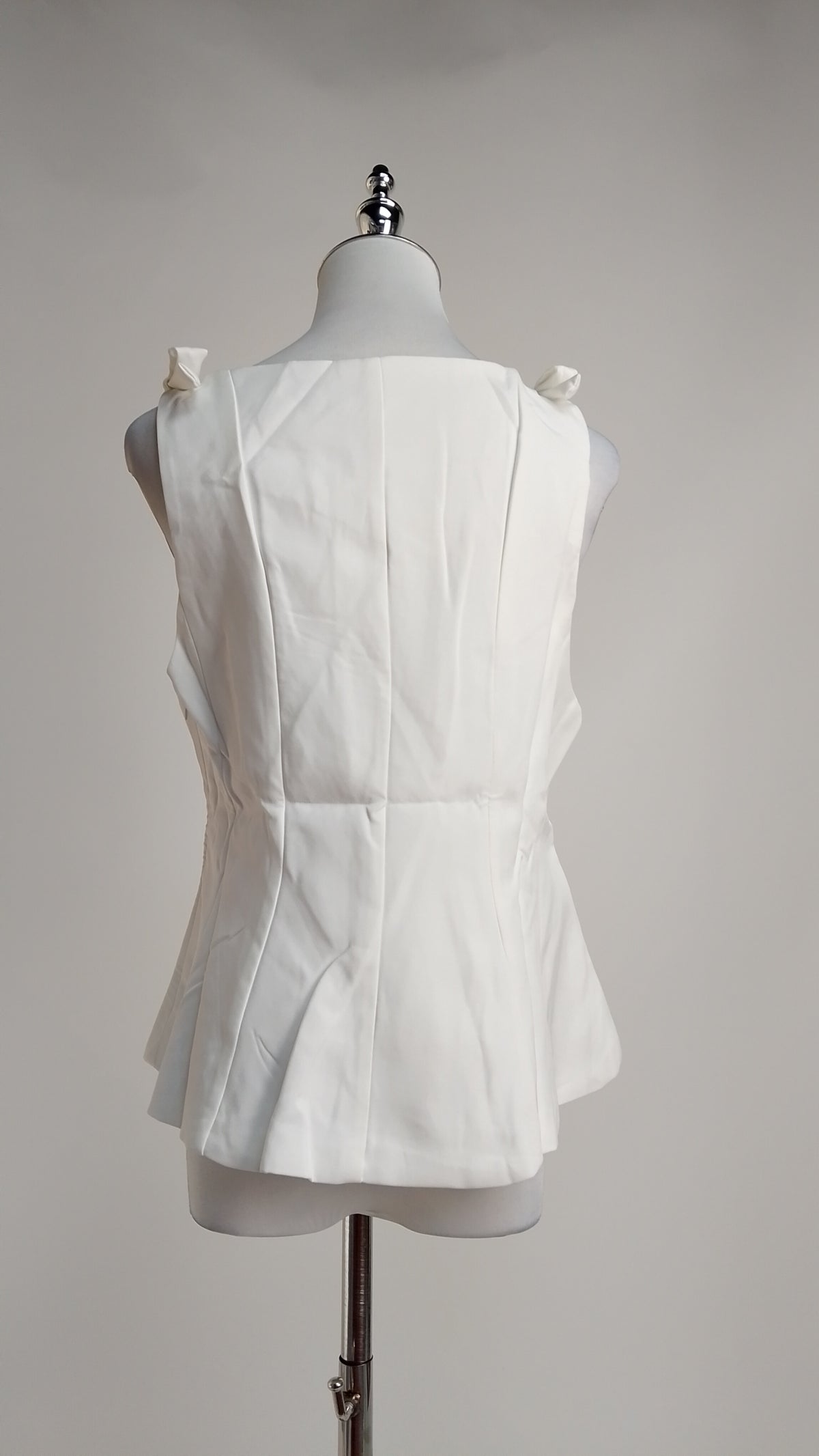 Blusa Blanca Sin Mangas / ANB26103