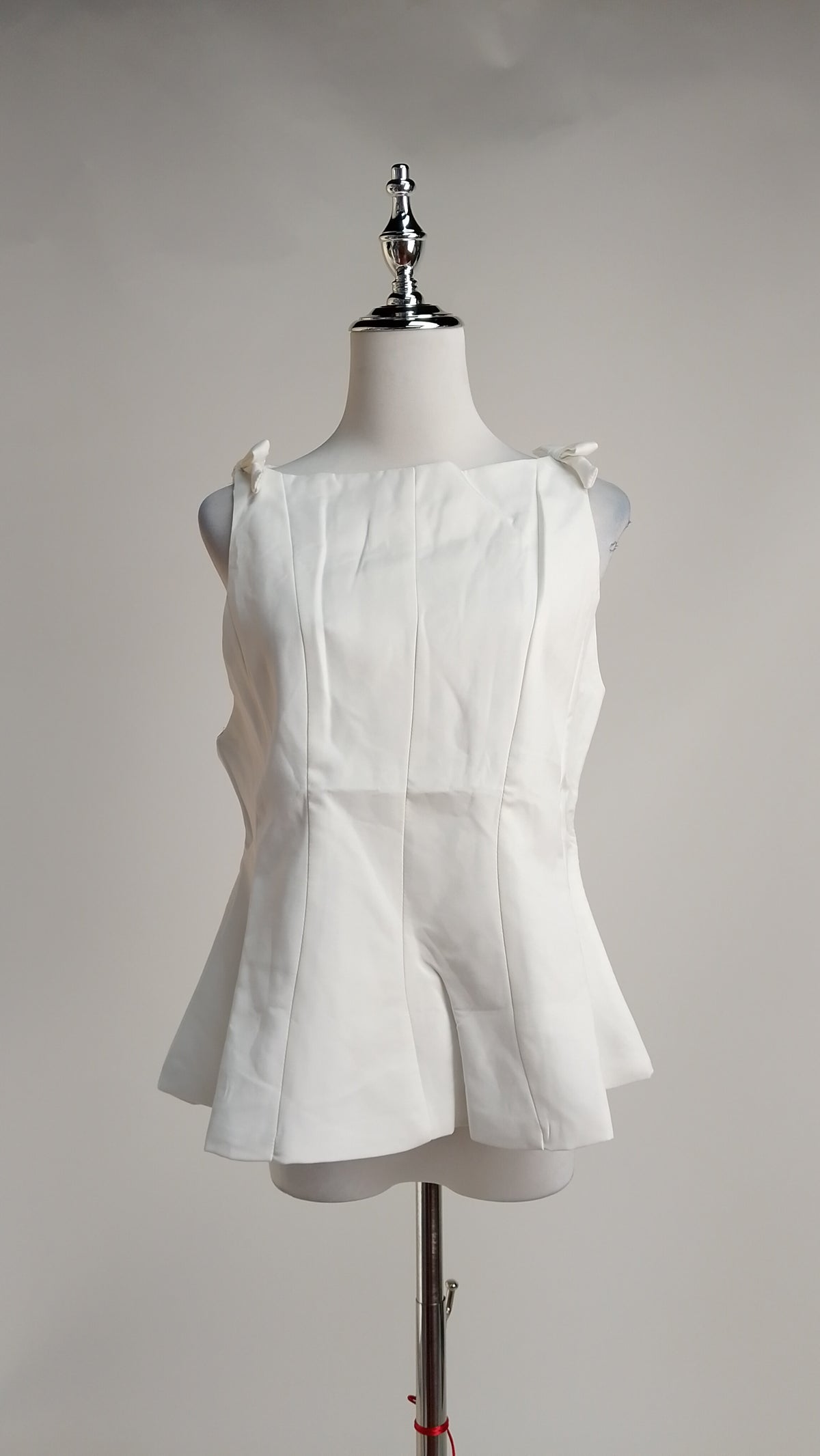 Blusa Blanca Sin Mangas / ANB26103