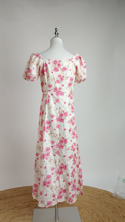 Vestido Midi Floral con Escote / L56A