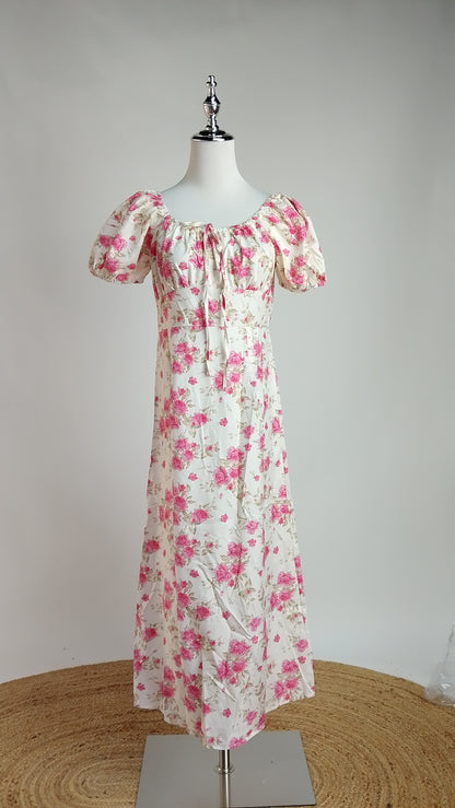Vestido Midi Floral con Escote / L56A