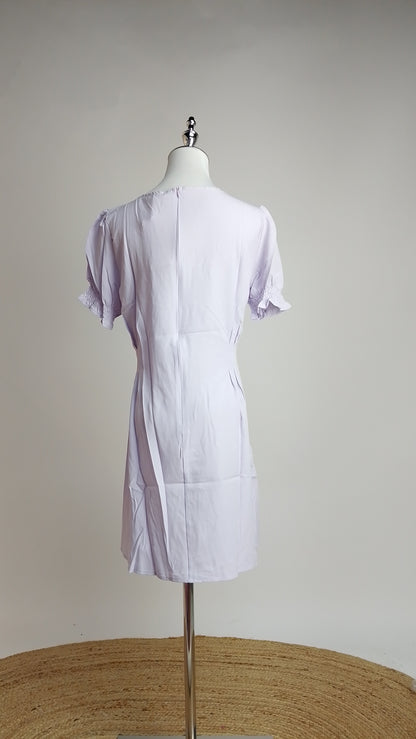 Vestido de Corte Recto / L66A