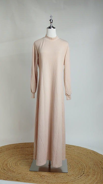 Vestido Nude de Manga Larga / L73A