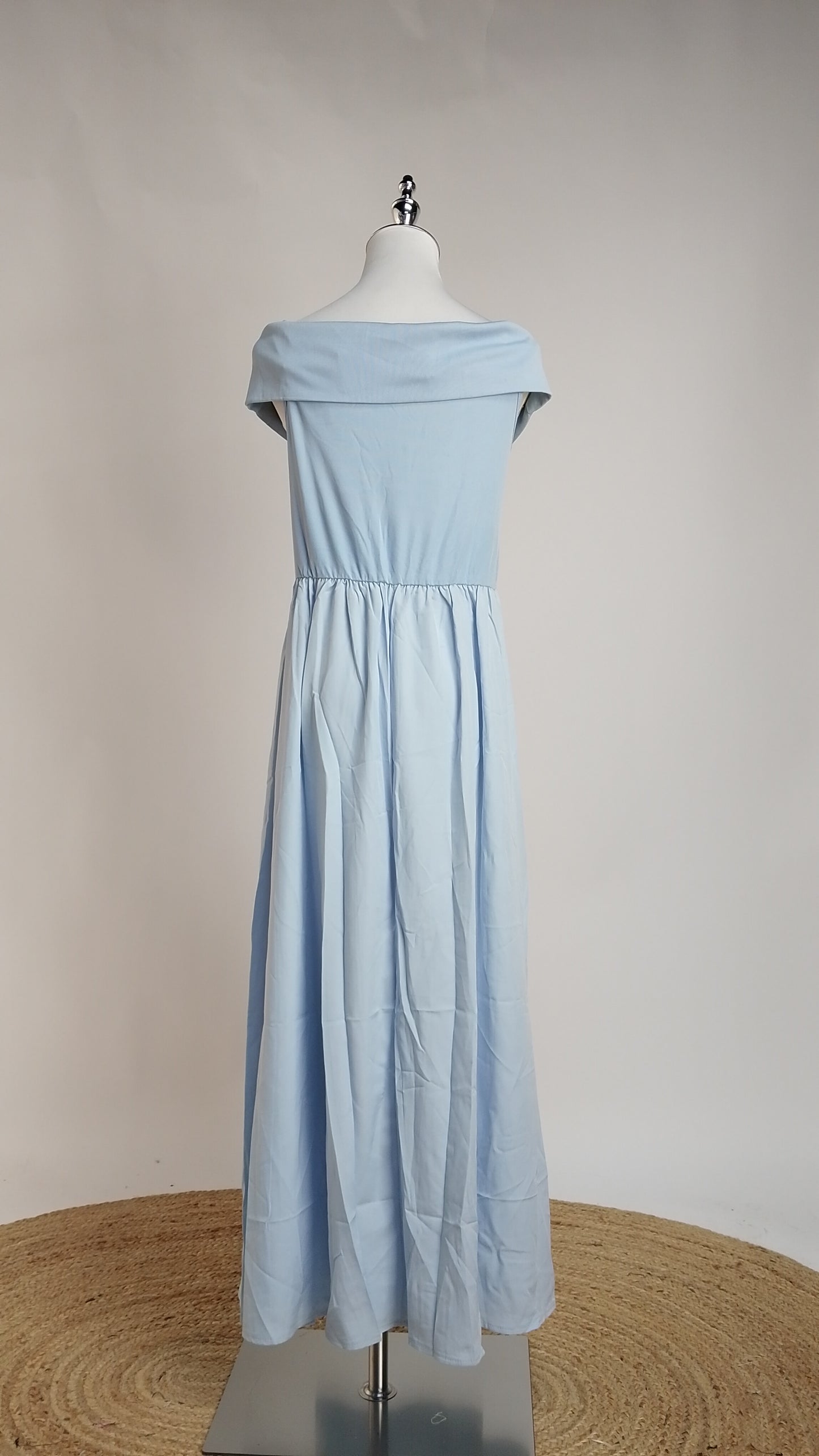 Vestido Celeste Maxi Fluido / L88A