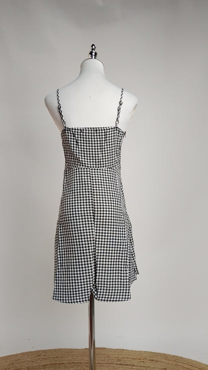 Vestido Gris Ajustado sin Mangas / L99A