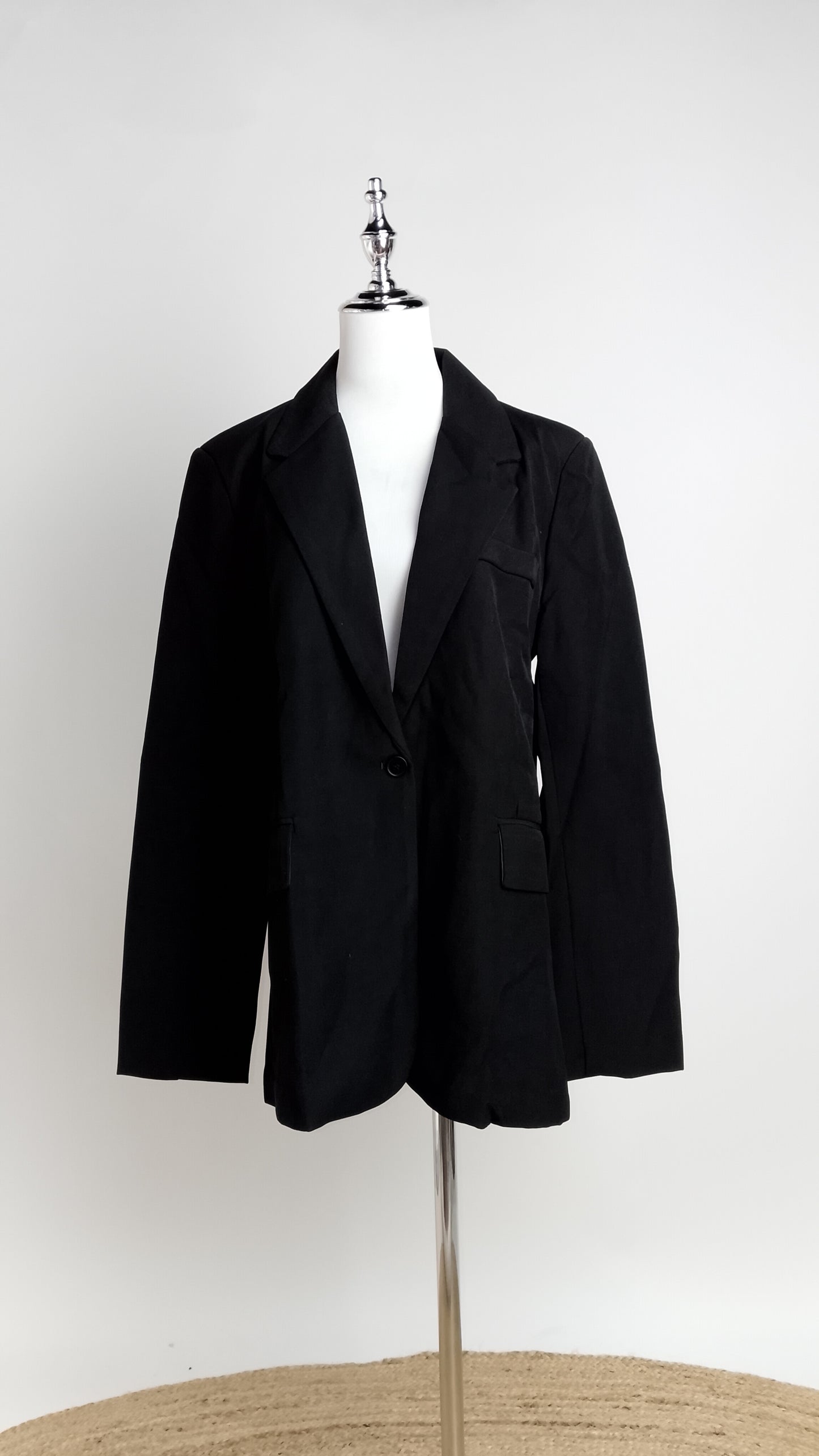 Blazer Negro Elegante Clásico / ANBL2640