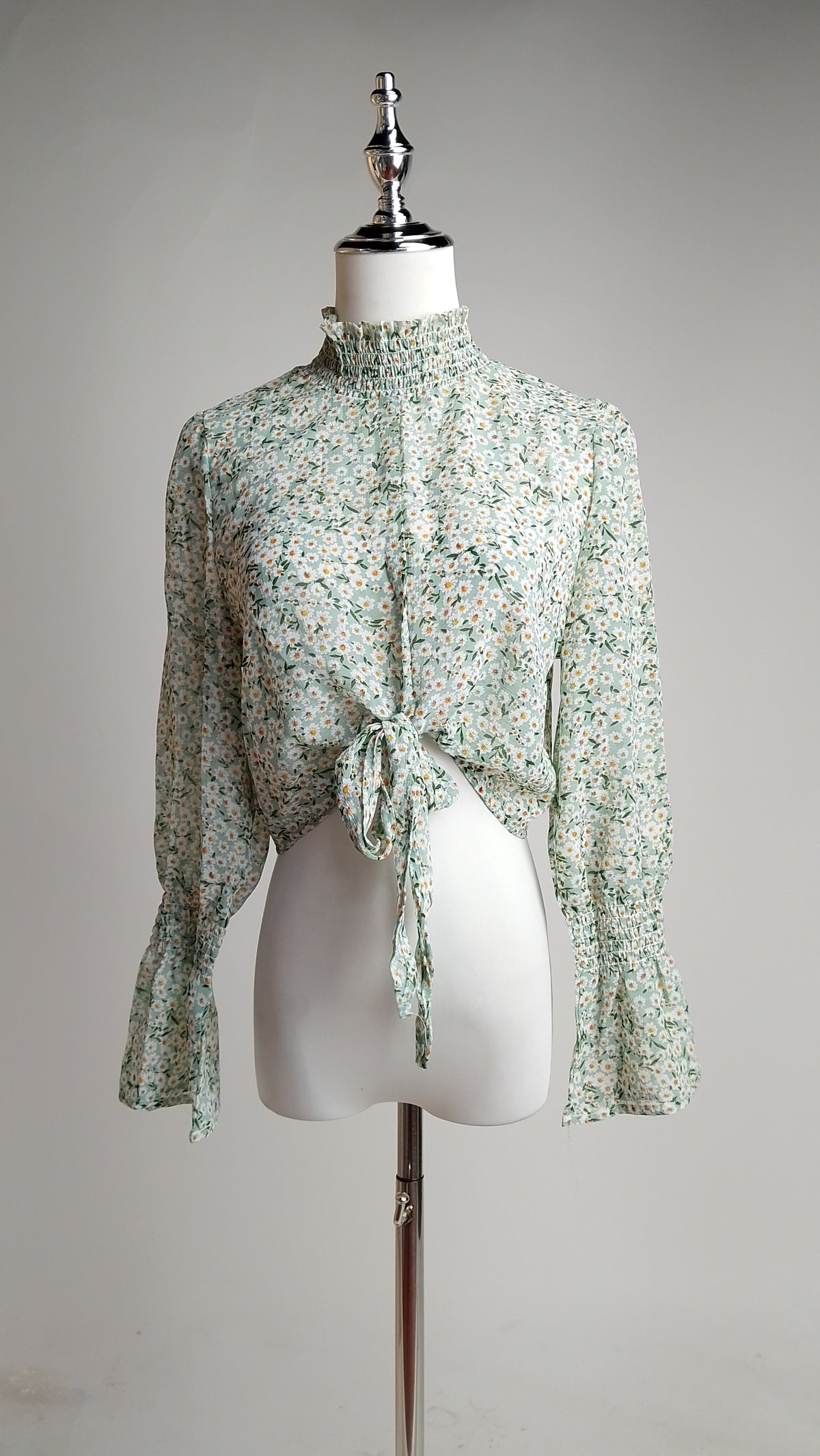 Blusa Floral con Amarre en Cintura / ANB26050
