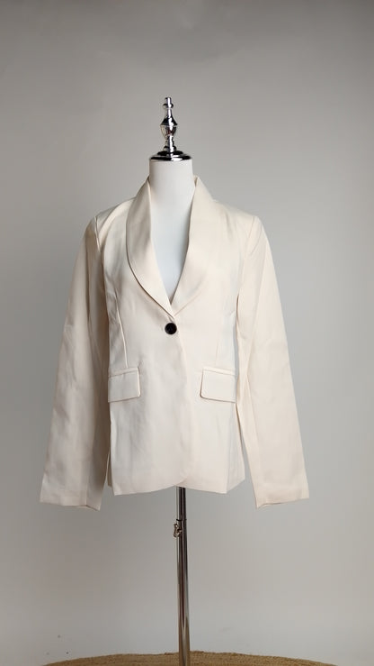 Blazer Blanco Elegante Clásico / ANBL2645
