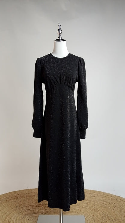Vestido Negro Largo Clásico / NOB21