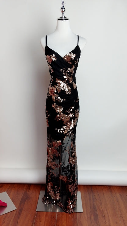 Vestido largo negro floral / UV42