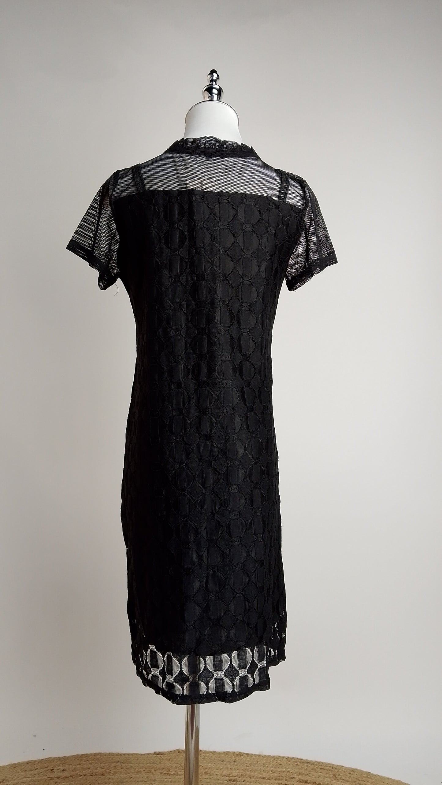 Vestido Negro Clásico Elegante / MV29