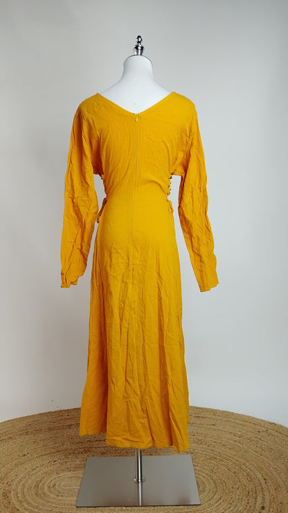 Vestido Amarillo Largo Elegante / MV41