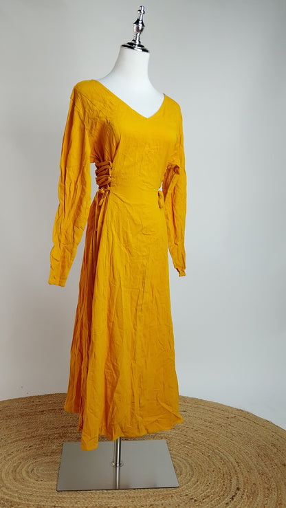 Vestido Amarillo Largo Elegante / MV41