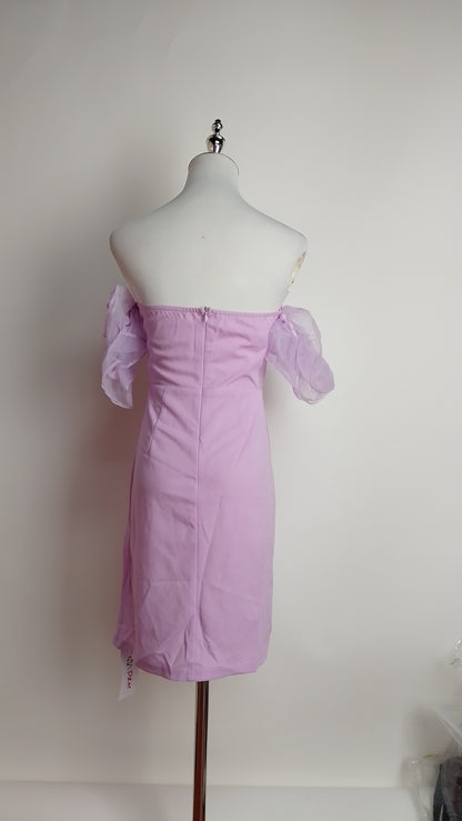 Vestido lila con mangas / UV45
