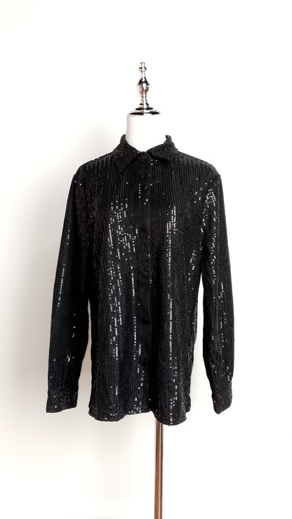 Blusa negra manga larga / UV55