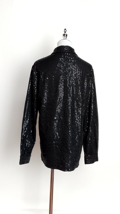 Blusa negra manga larga / UV55