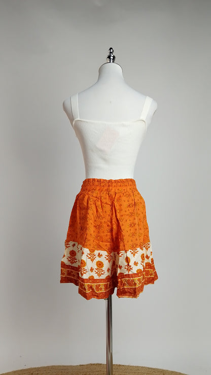 Short Floral Naranja con Volantes / ANE1001-66