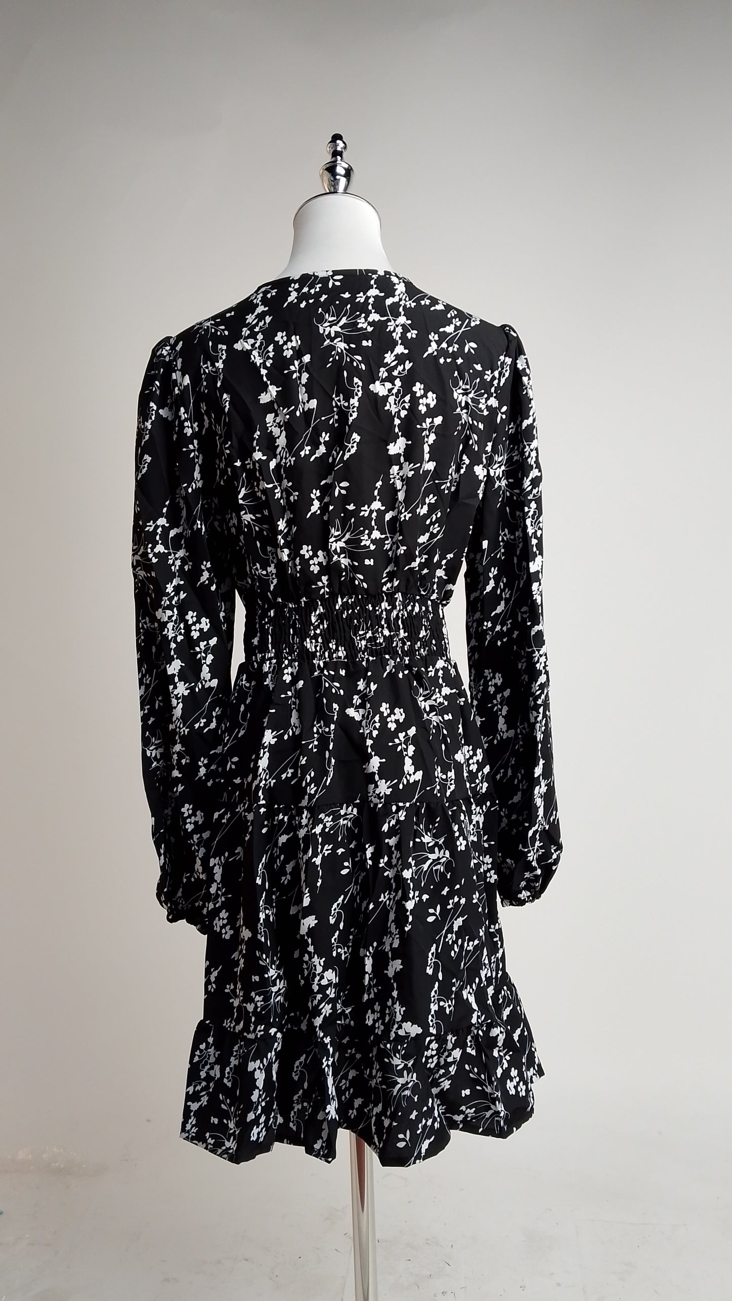 Vestido Negro Floral / SH106
