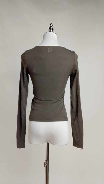 Blusa Básica Ajustada / NOB09