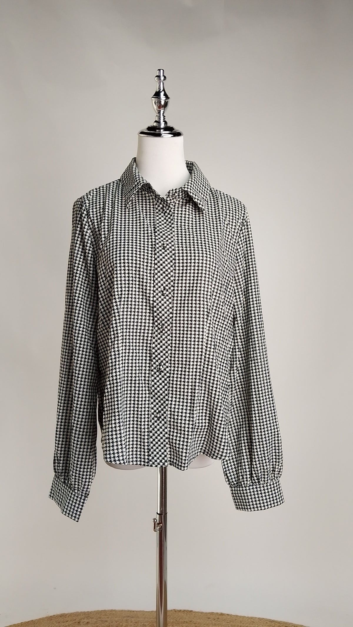 Camisa de vestir gris con cuadros / ANB26062