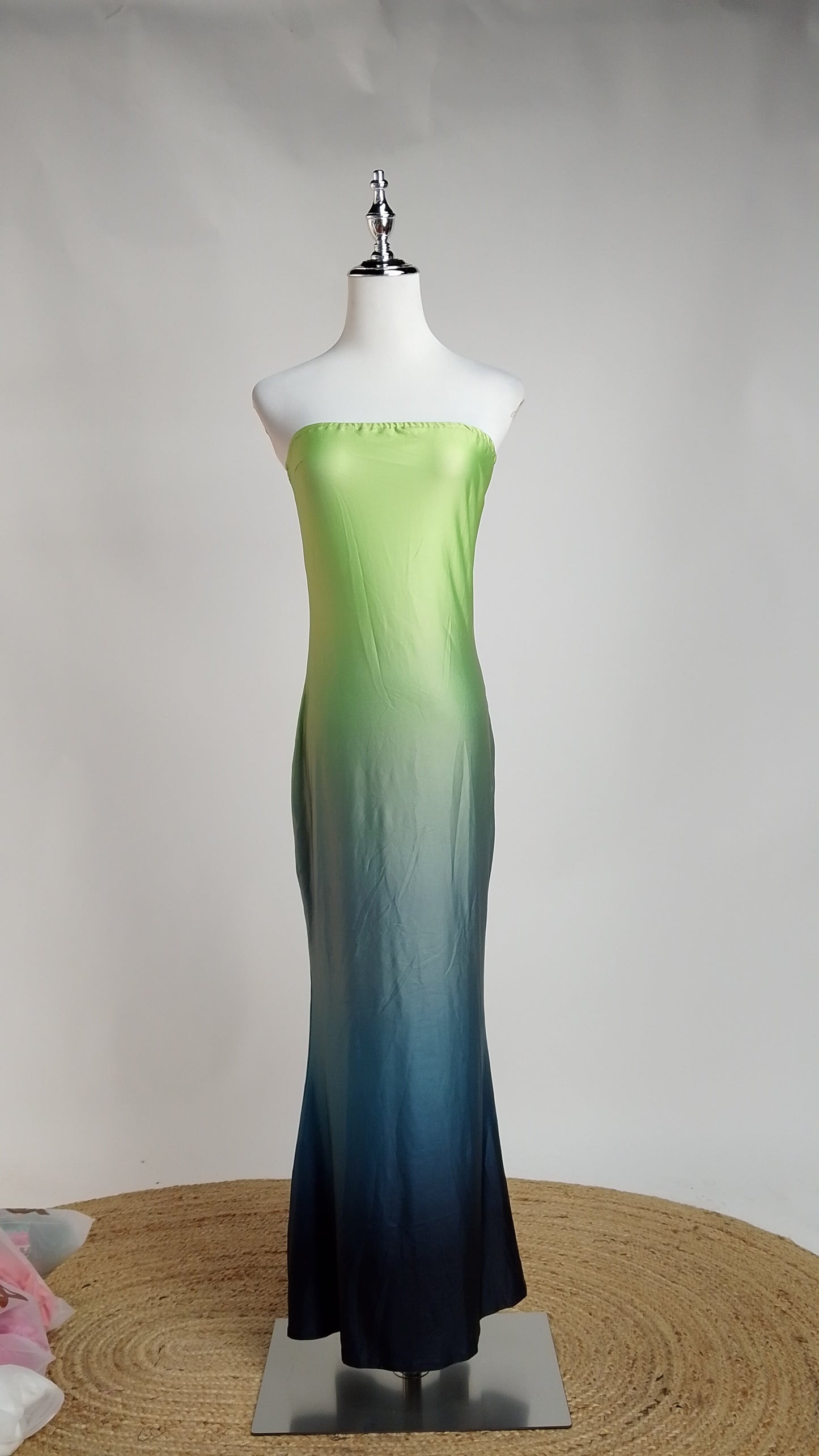 Vestido Maxi Satinado / ANU59