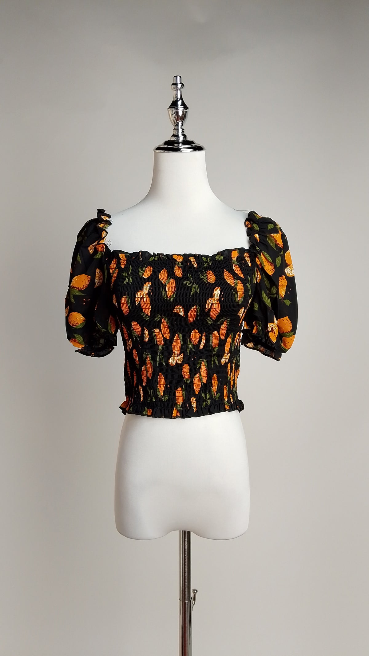 Blusa Negra con Detalles Naranja / ANB26061