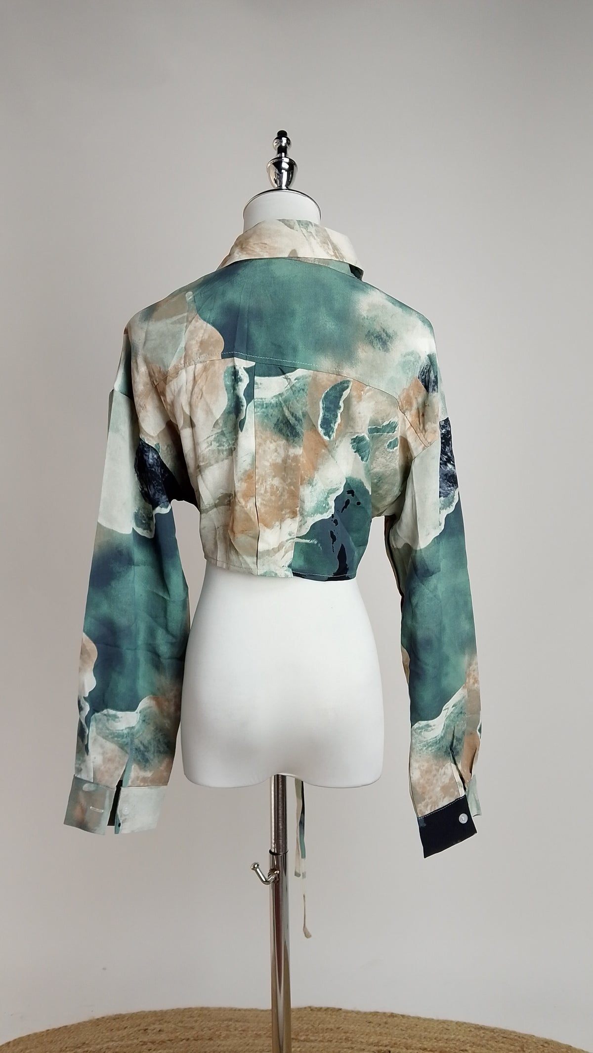 Blusa Estampada con Nudo Frontal / ANB26054