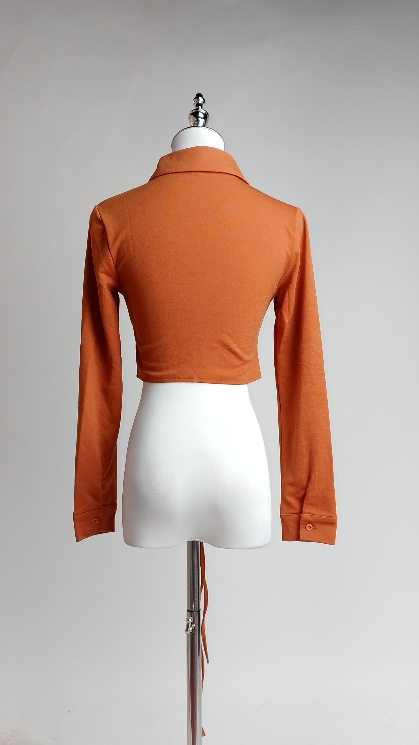 Blusa Crop con Fruncido y Cordón Ajustable / ANB26047