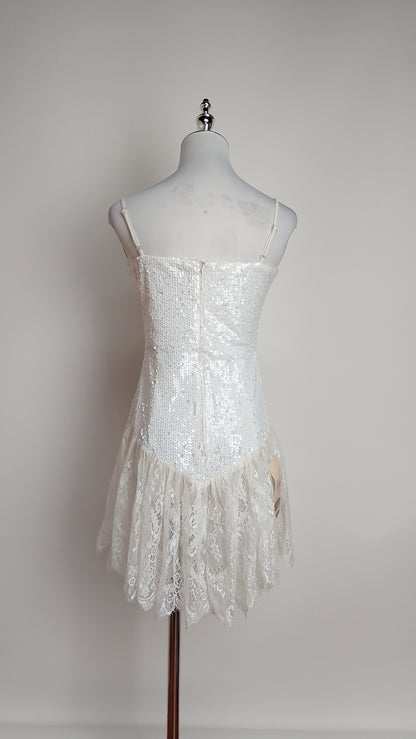Vestido corto blanco encaje / UV21