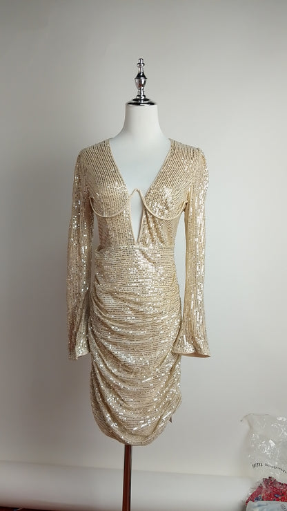 UV78 – Vestido dorado corto brillo