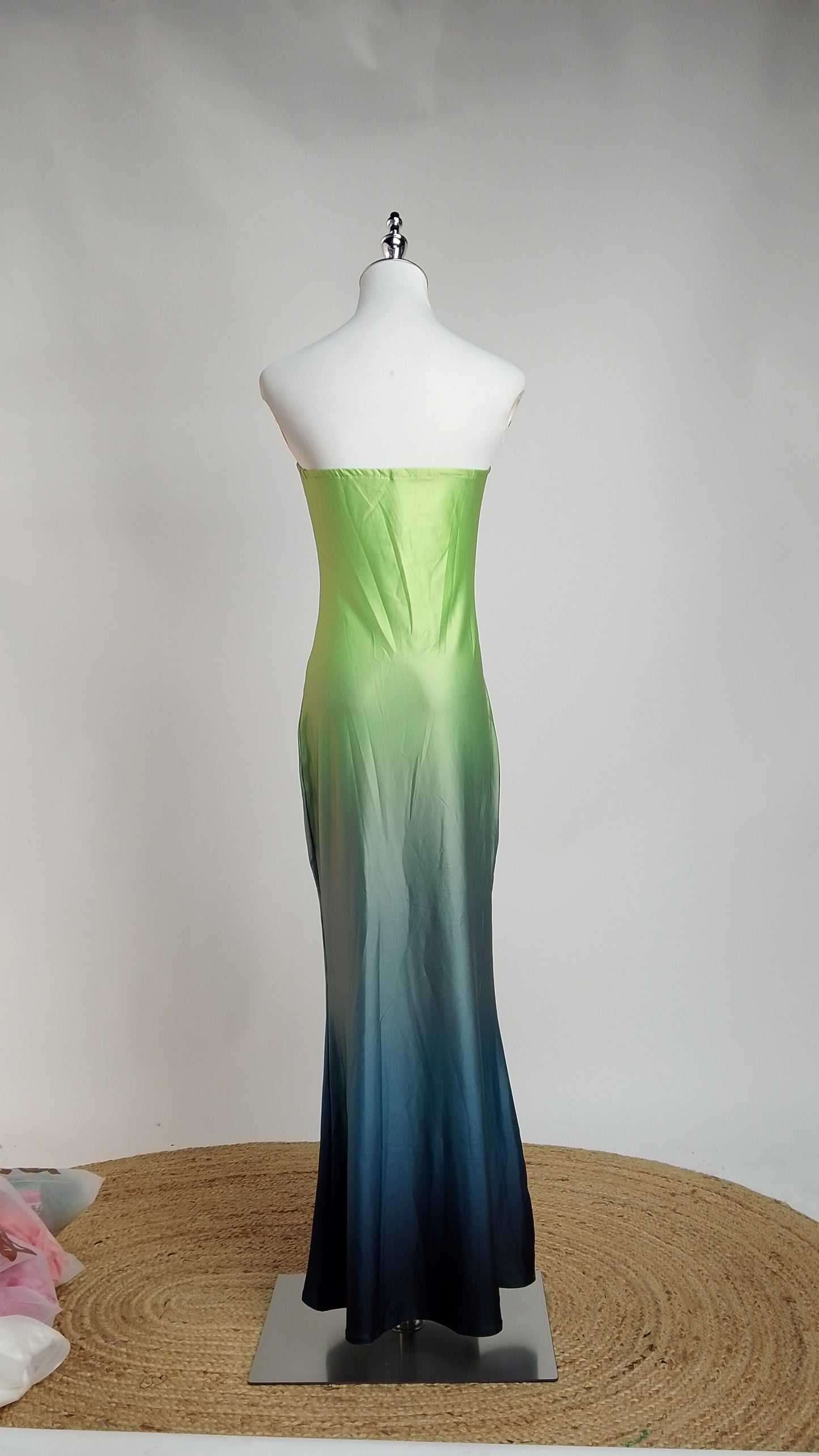 Vestido Maxi Satinado / ANU59