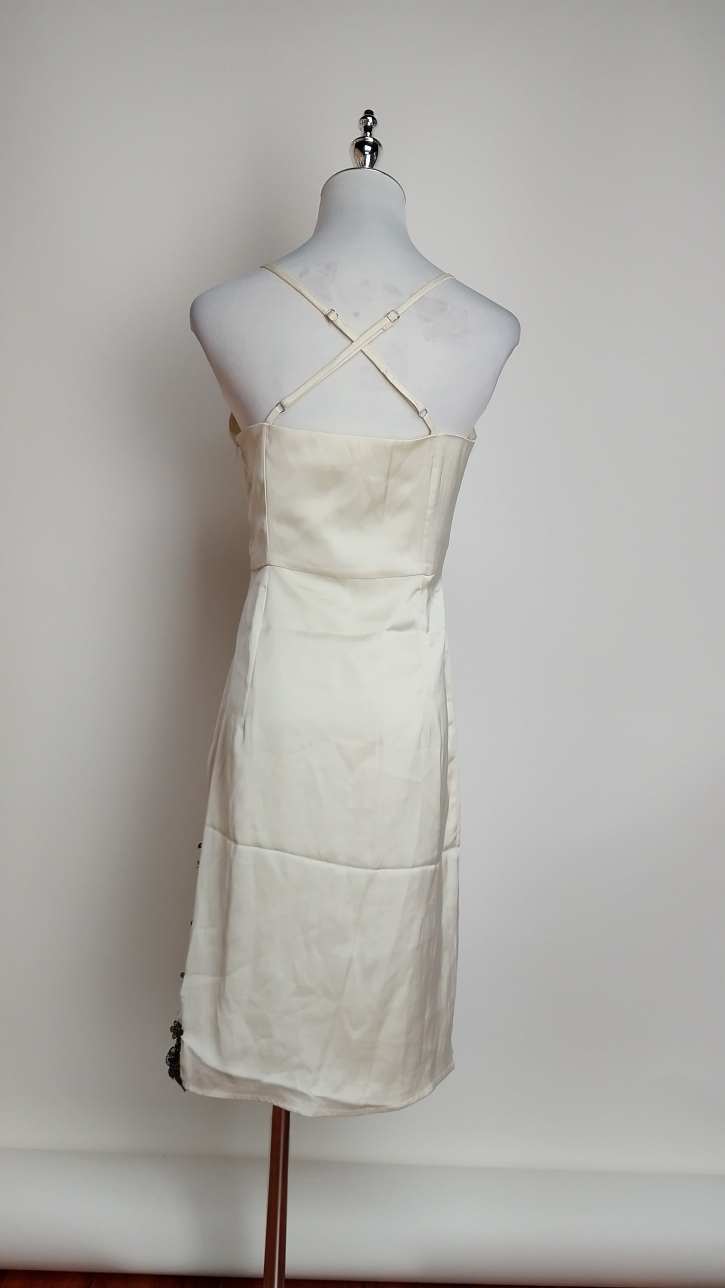 Vestido blanco midi encaje / UV67