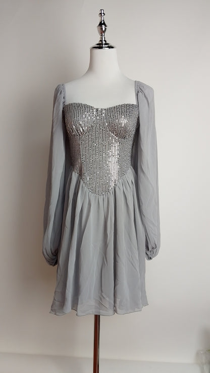 Vestido gris manga larga con brillo / UV76