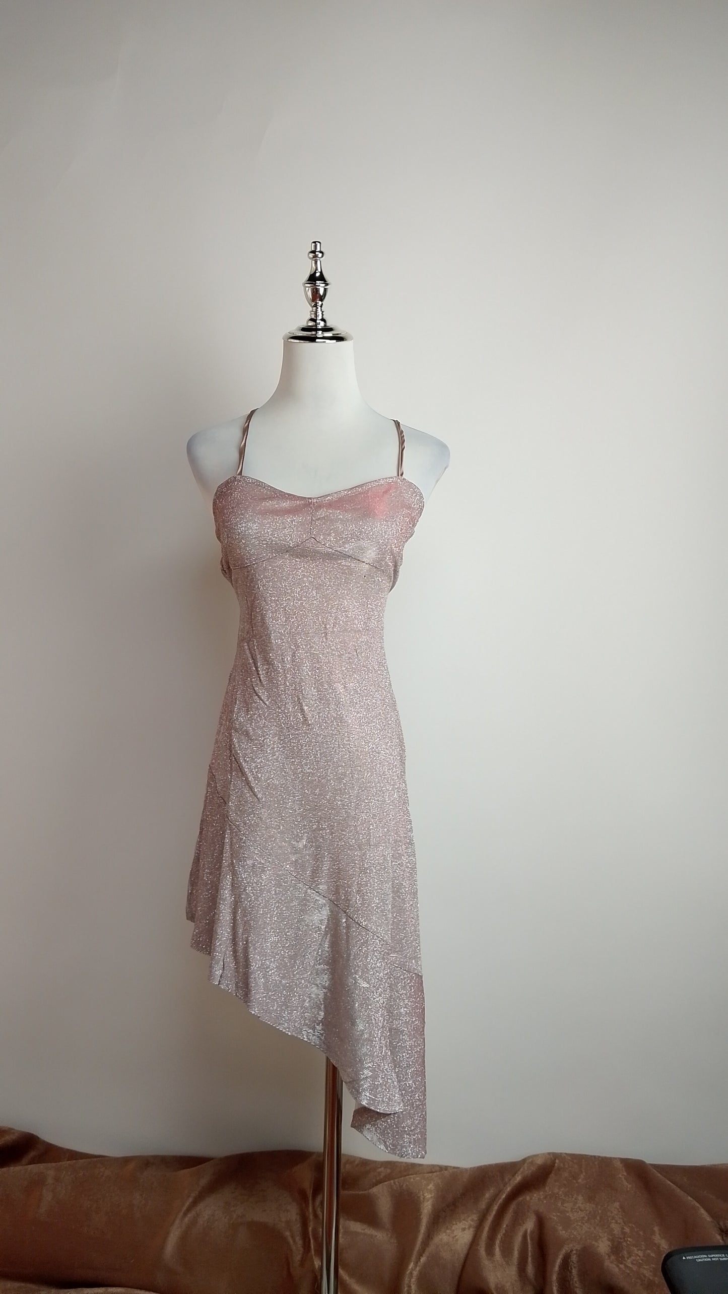 Vestido Satinado Rosa / ANU46