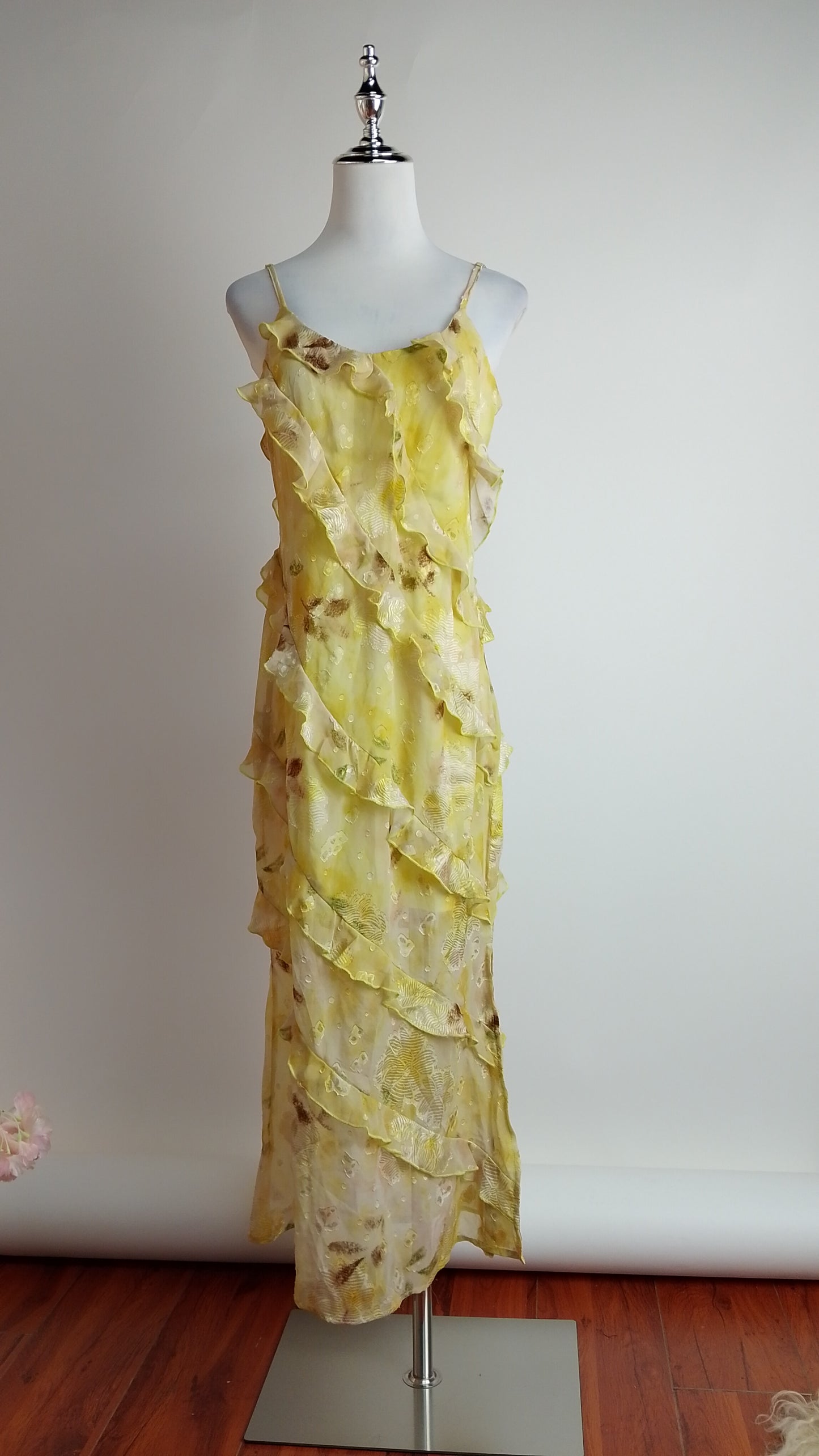 Vestido largo amarillo floral / UV18