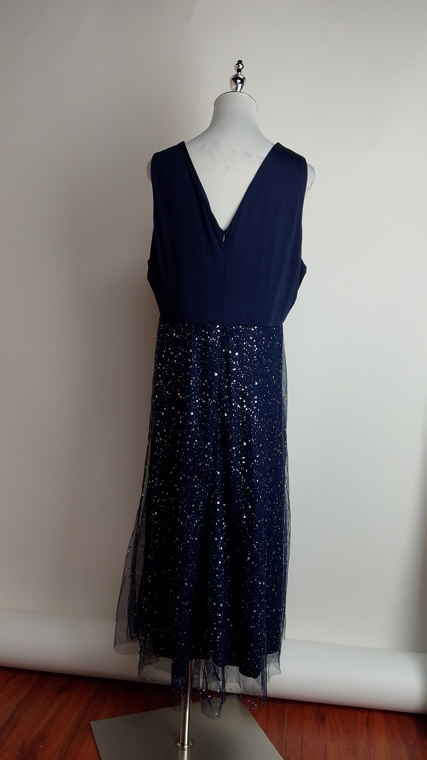 UV27 – Vestido azul midi vaporoso