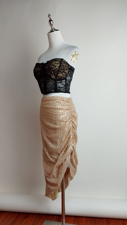 UV35 – Falda dorada