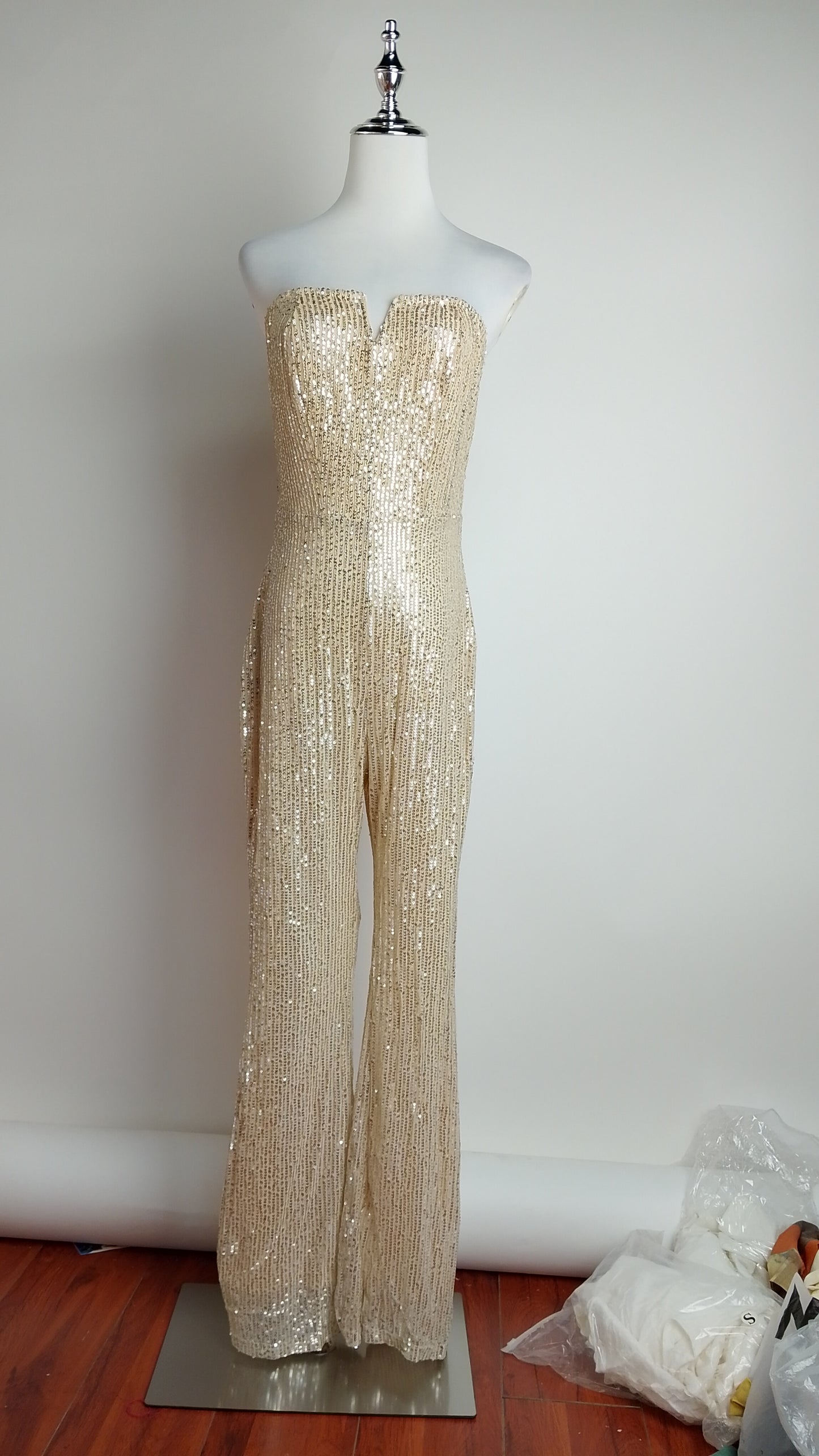 Enterizo dorado con brillo D&M / V462