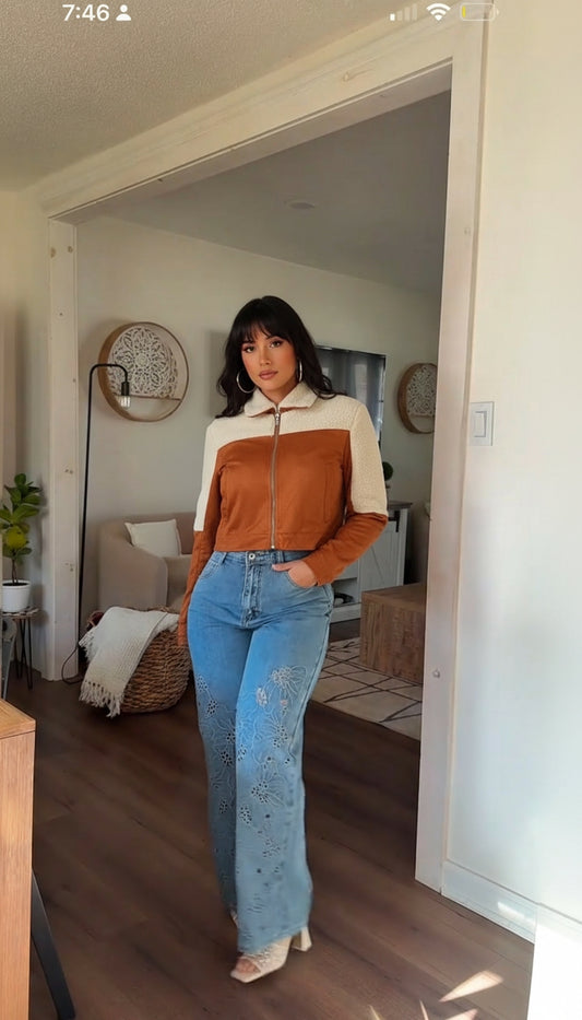 Jacket  bicolor camel y blanco con cremallera / V5