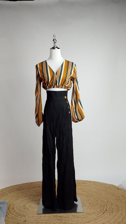 Pantalón negro con detalle dorado / ANE1001-30