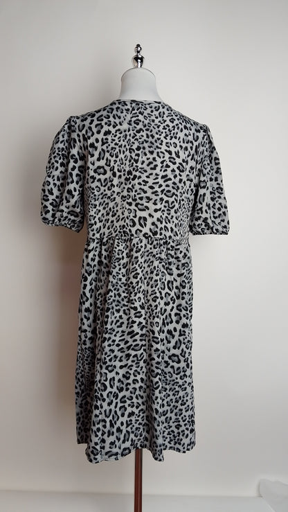 Vestido Corto Urbano / SH72