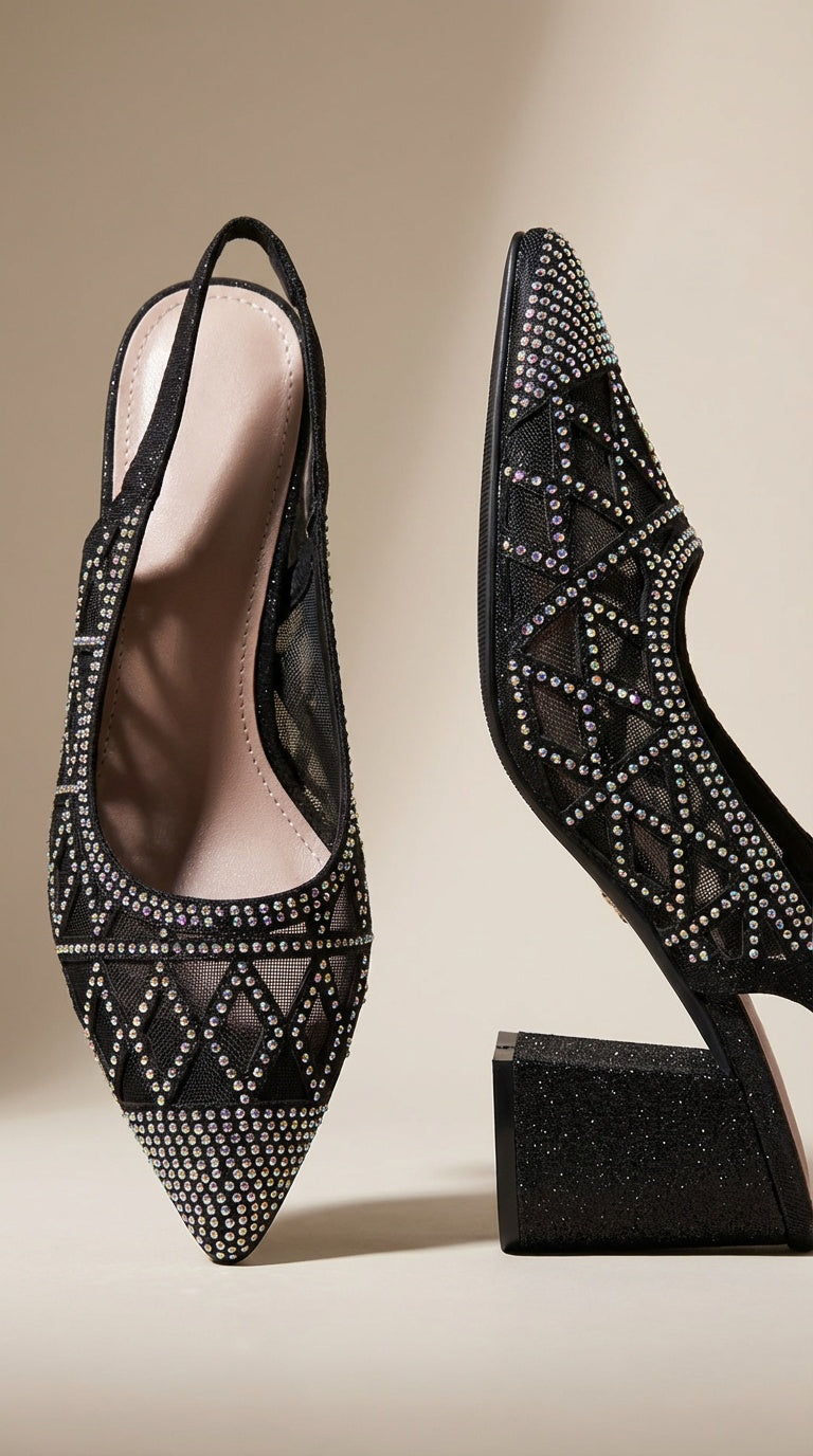 Zapatos Tacón Negro con Pedrería Geométrica / Z260119